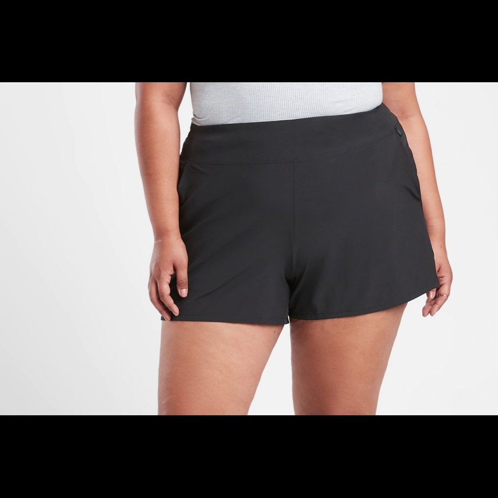 ATHLETA Brooklyn short